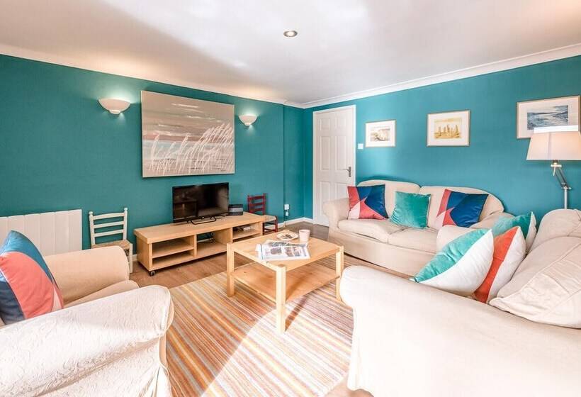 Lovely South Facing Garden, Close To Beach, Aldeburgh