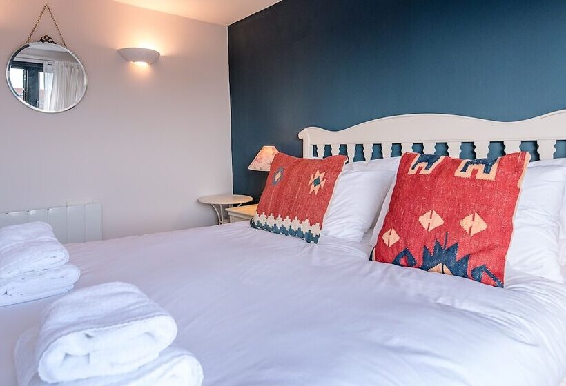 Lovely South Facing Garden, Close To Beach, Aldeburgh