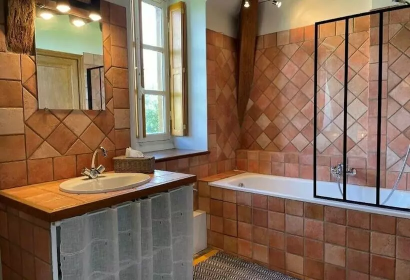 Majatalo Domaine De Bel Ebat