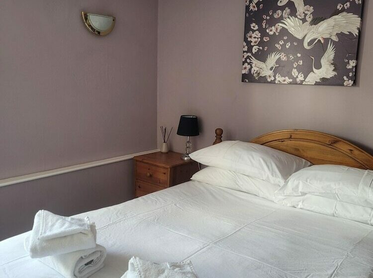 Pensjonat The Modbury Inn