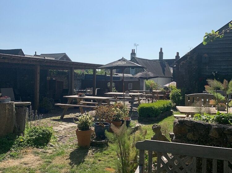 Pensjonat The Modbury Inn