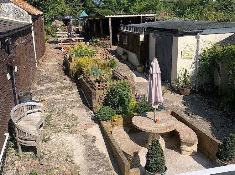 Pensjonat The Modbury Inn