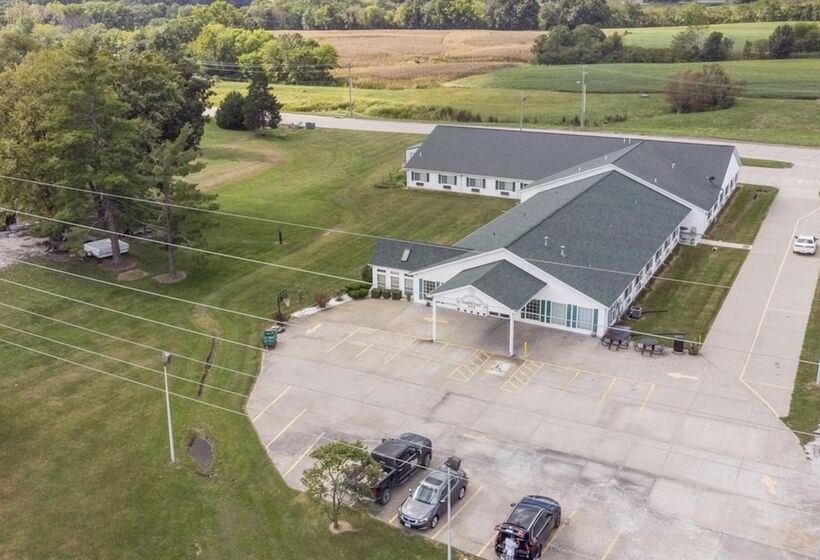 モーテル Red Bud Country Inn