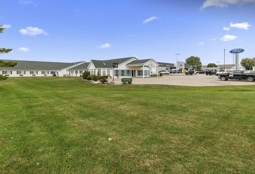 モーテル Red Bud Country Inn