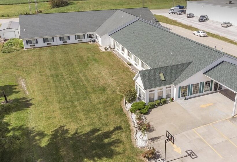 モーテル Red Bud Country Inn