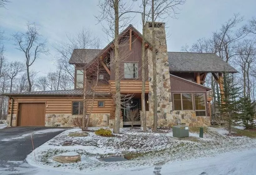 Retreat On Main Street