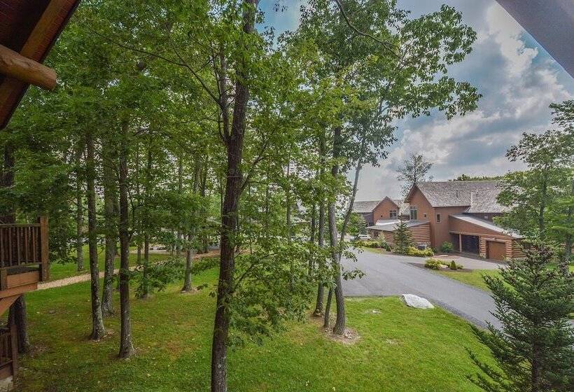 Retreat On Main Street