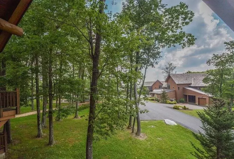 Retreat On Main Street