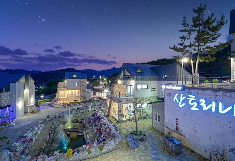 Samcheok Santorini Pension