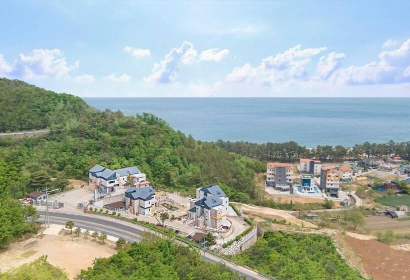 Samcheok Santorini Pension