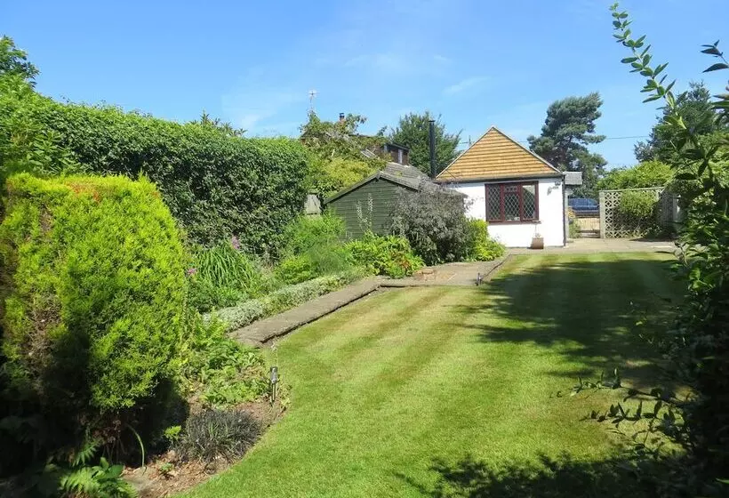 Willow Cottage