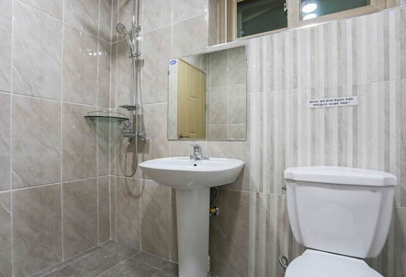 Yeonggwang Beach Central Pension