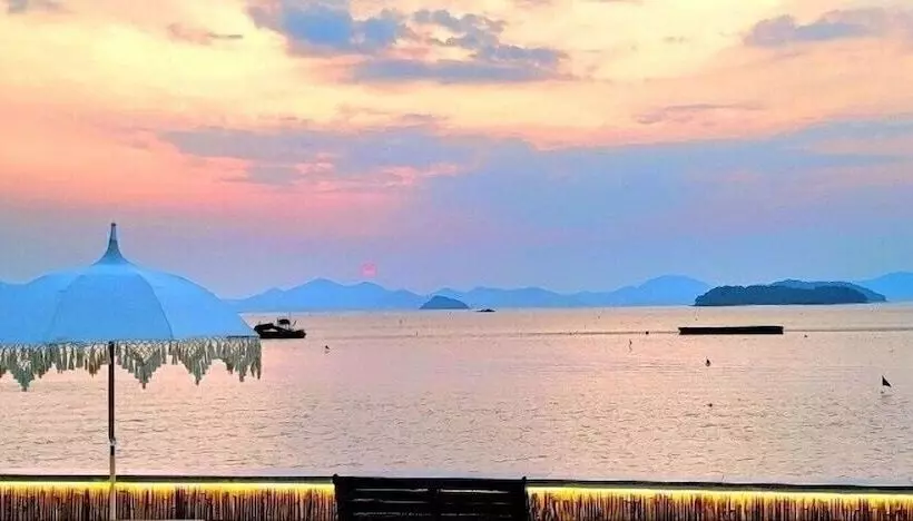 Yeosu Arens Pension