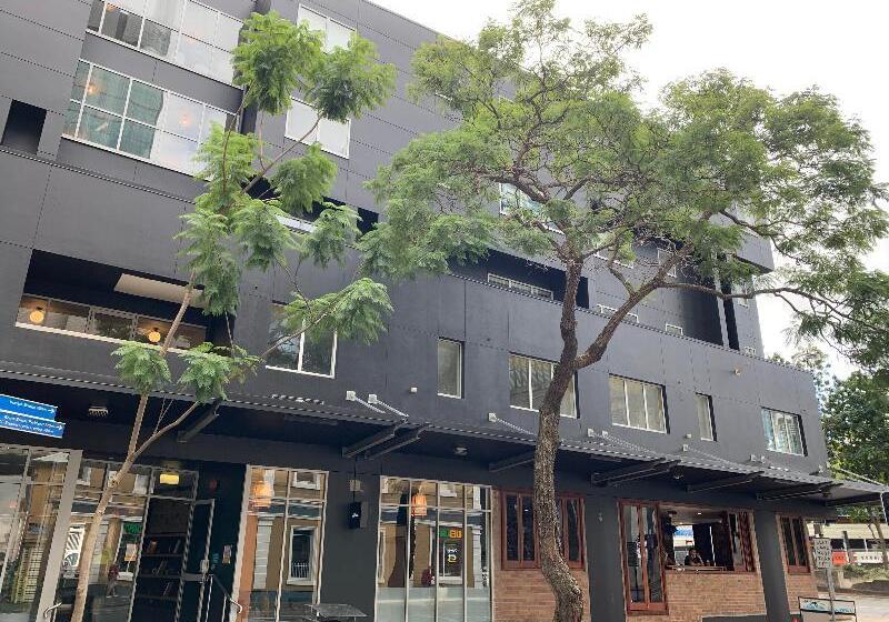 הוסטל Roamer Brisbane
