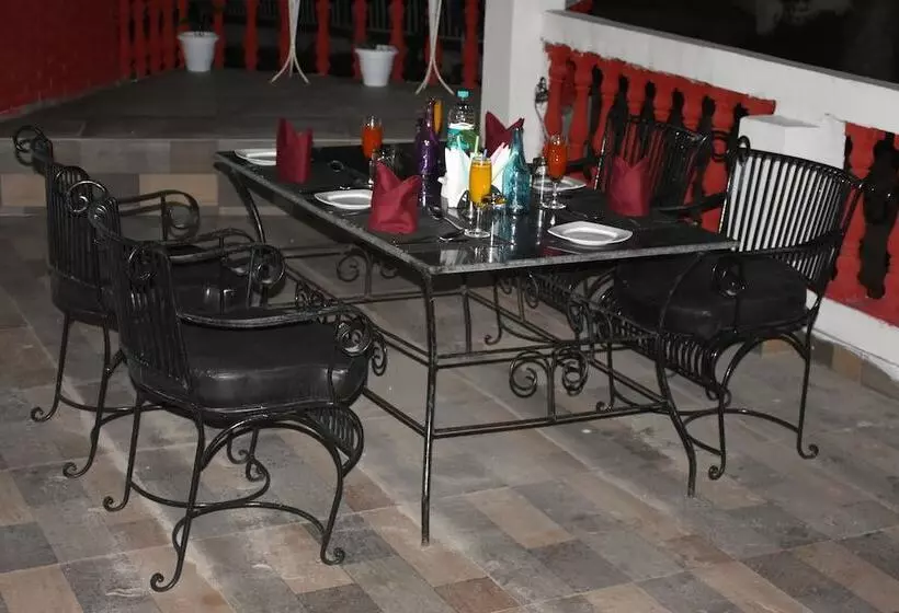 ホテル Aanantham Country Resort