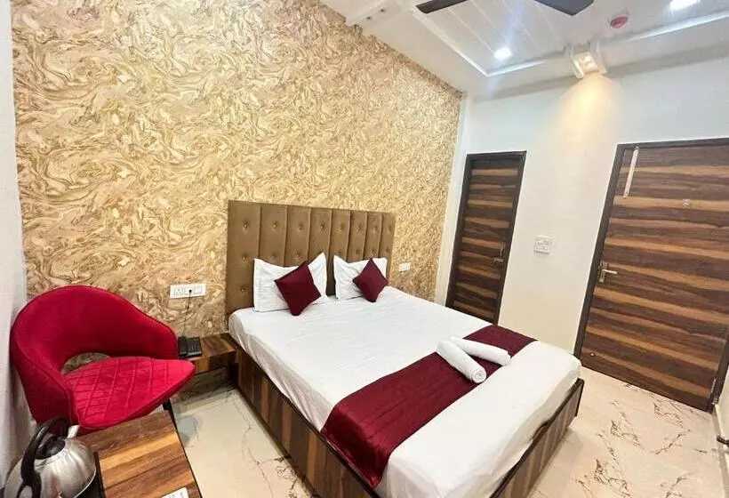 Hotelli Amritsar Paradise