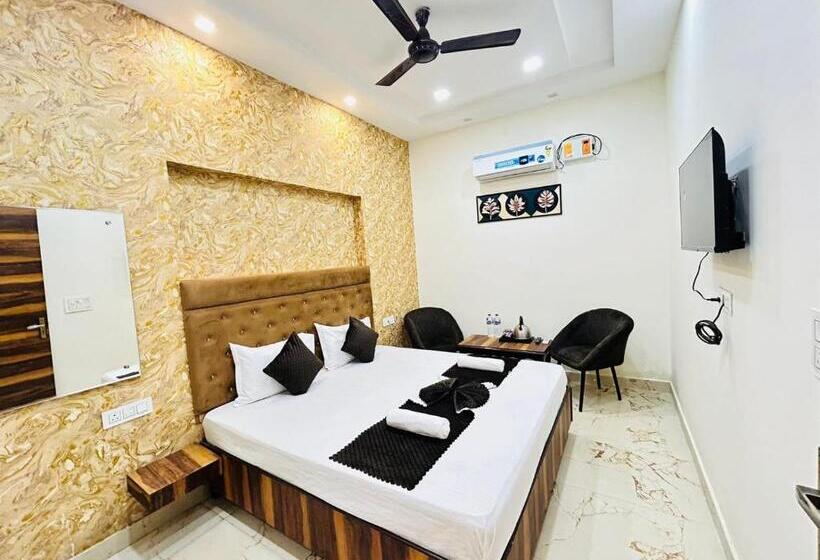 Hotel Amritsar Paradise