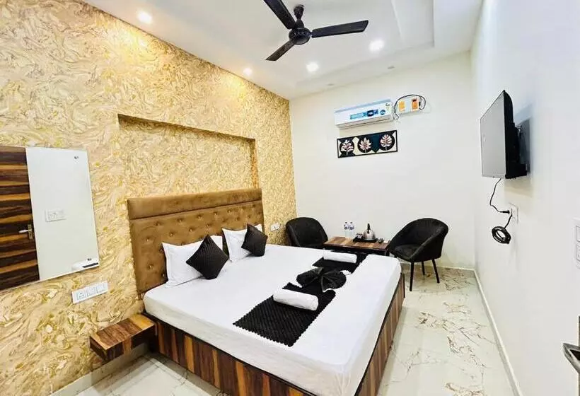 Hotelli Amritsar Paradise