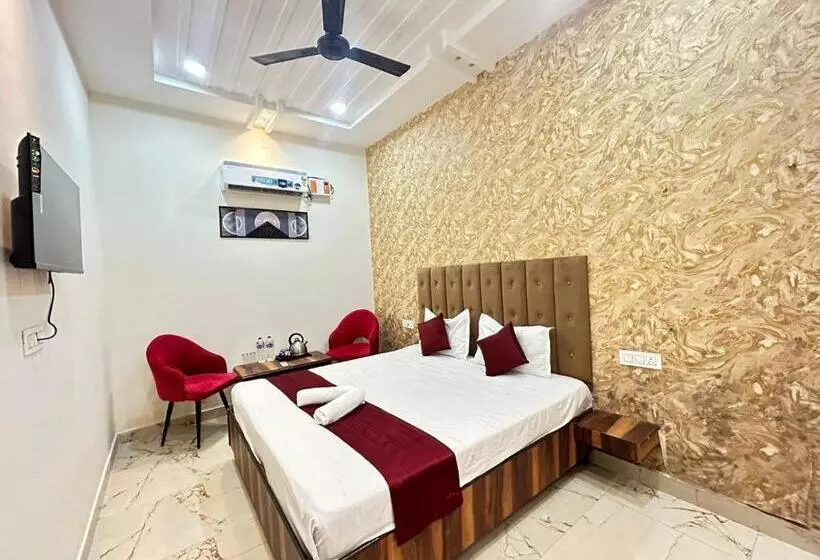 Hotelli Amritsar Paradise