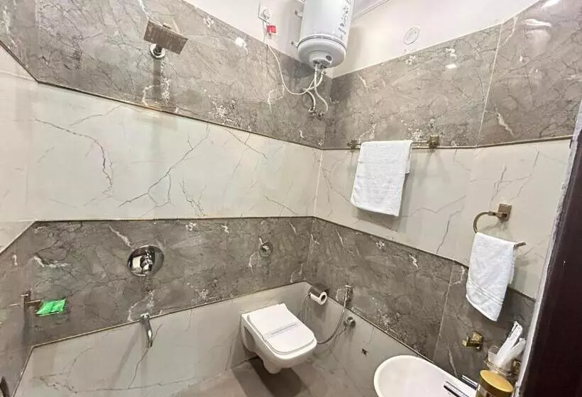 Hotelli Amritsar Paradise