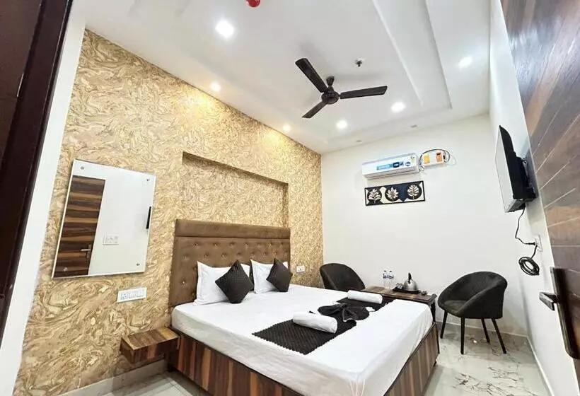 Hotelli Amritsar Paradise