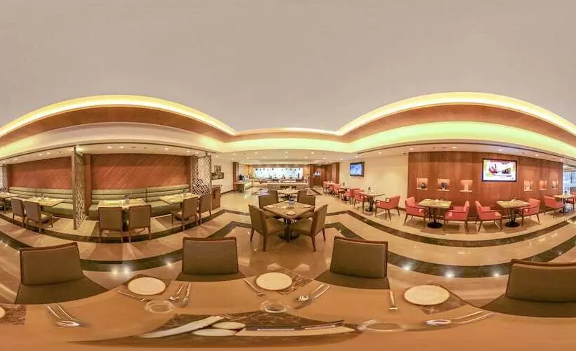 ホテル Golden Tulip Jalandhar