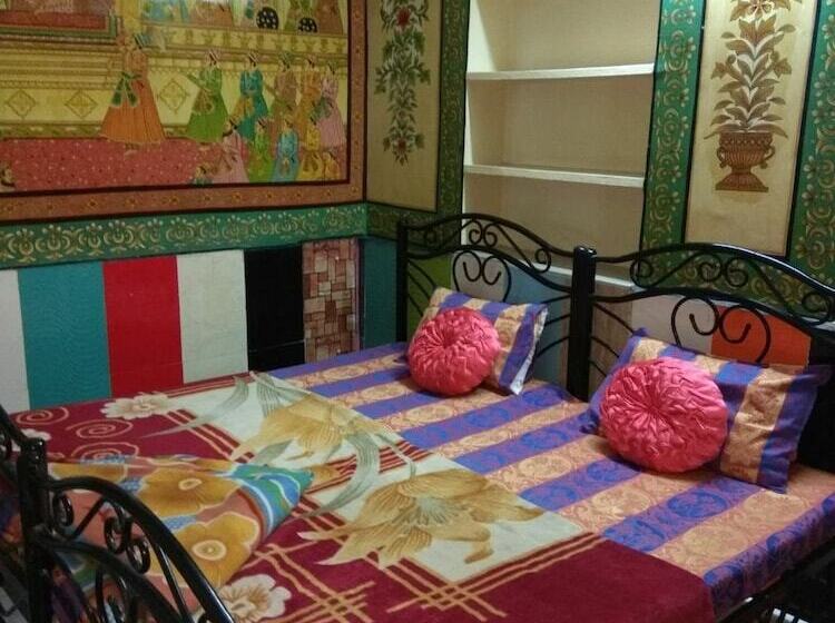 Hotel Goroomgo Dylan Cafe & Guest Jodhpur