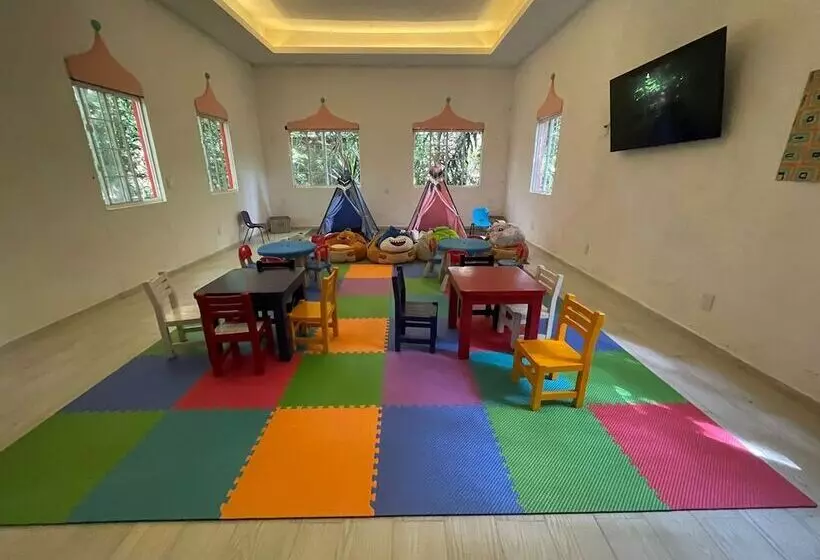 ホテル La Casa De Los árboles