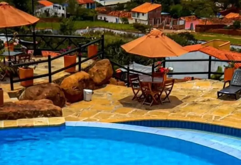 Hotelli Las Rocas Resort