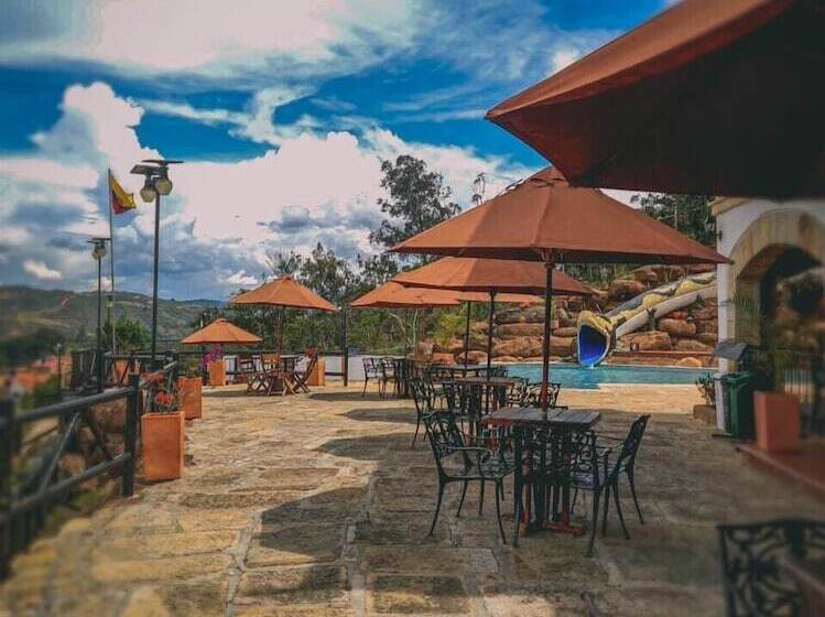 ホテル Las Rocas Resort