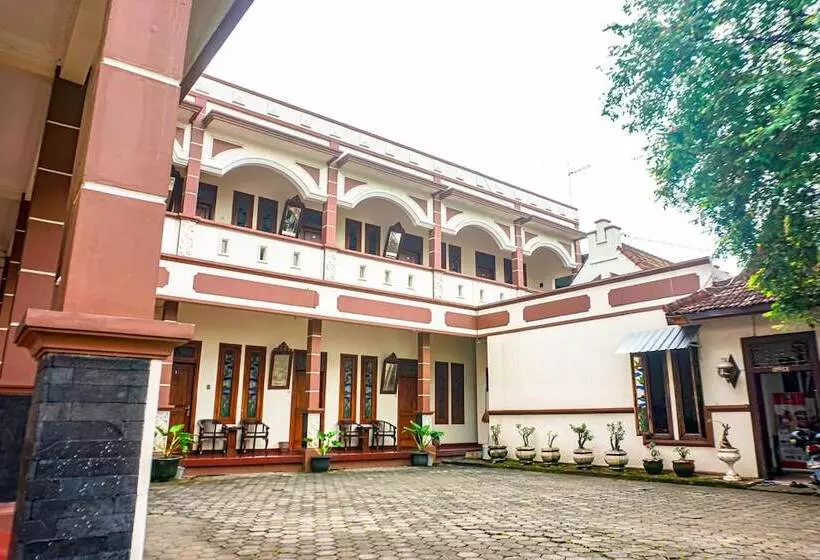 Otel Laweyan Solo
