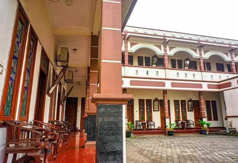 Otel Laweyan Solo