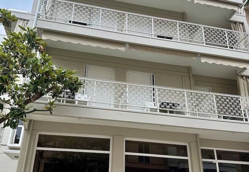 Отель Lia Studios