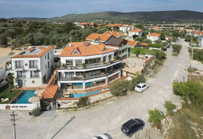 ホテル Luna S Alacati