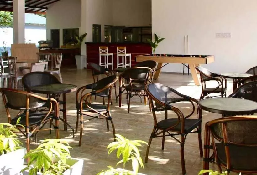 Hotelli Nivadoo Resort Sigiriya