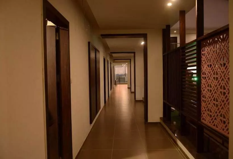 ホテル Pride Divine Resort Somnath