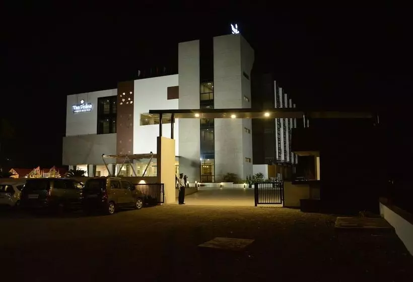 ホテル Pride Divine Resort Somnath