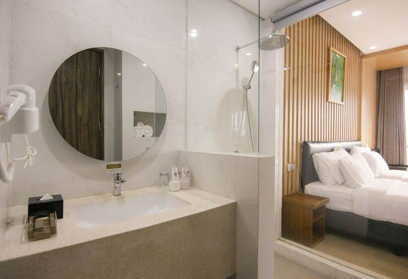 Raja Hotel Kuta Mandalika Resort & Convention