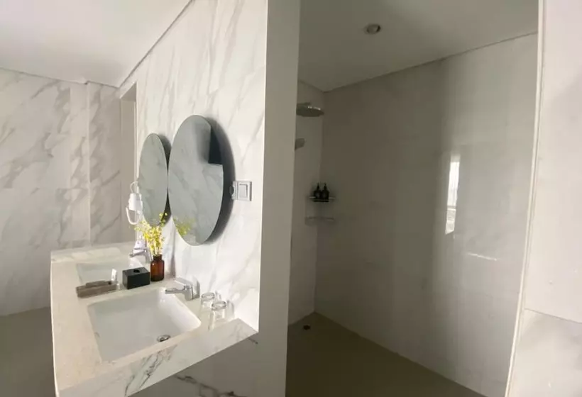 Raja Hotel Kuta Mandalika Resort & Convention