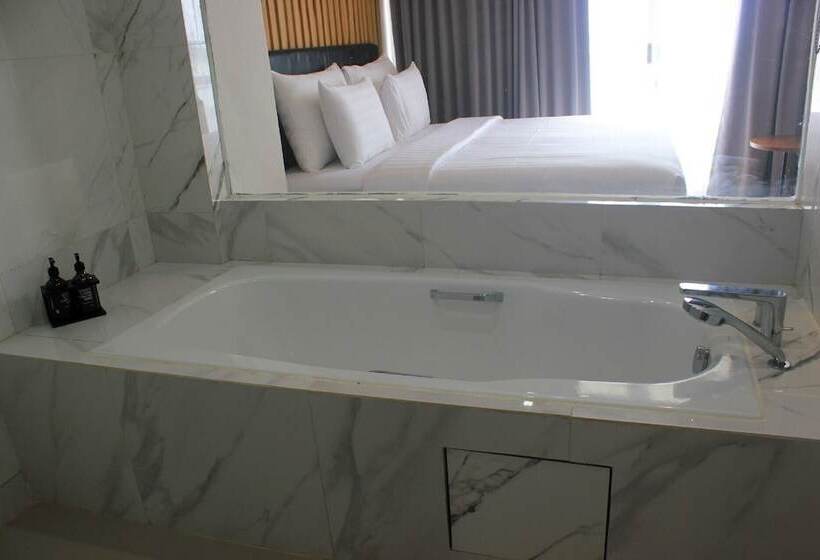 Raja Hotel Kuta Mandalika Resort & Convention