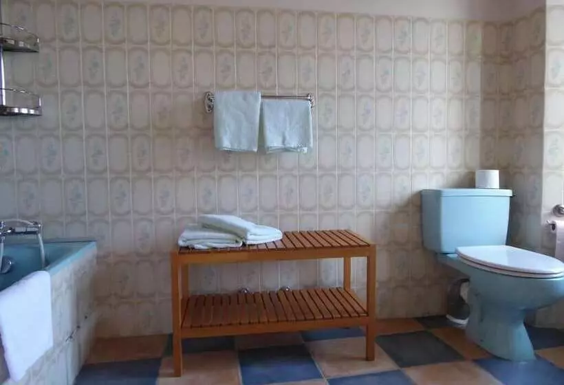 Hotelli Restaurant Les Chenets