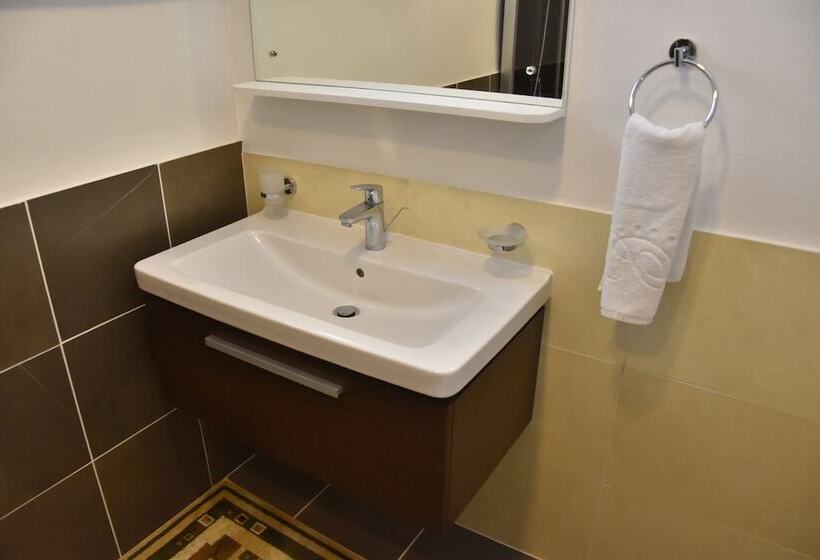 هتل Riviera Park Residence