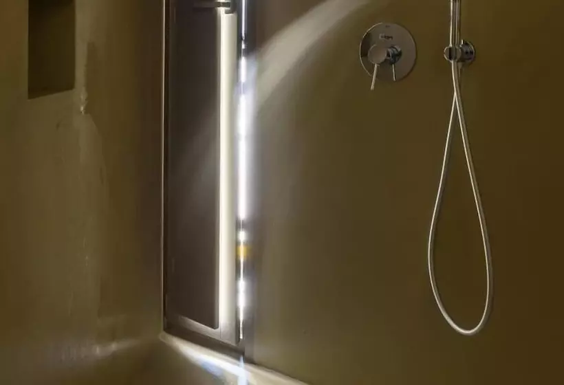 Hotelli Santopaz Suites