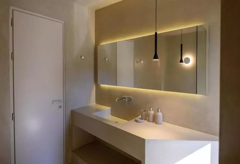 Hotelli Santopaz Suites