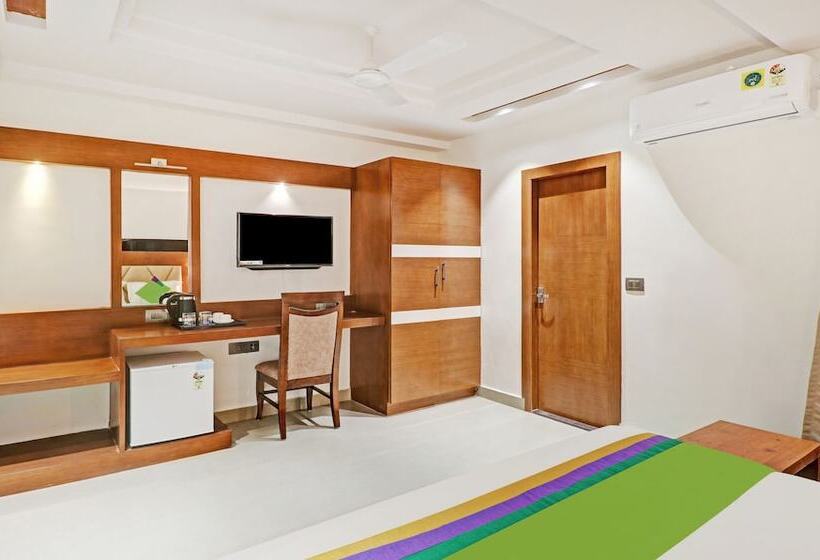 Hotel Treebo Emora Grand