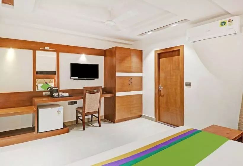 Hotelli Treebo Emora Grand