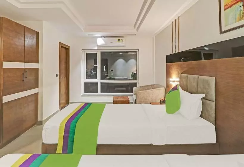 Hotelli Treebo Emora Grand