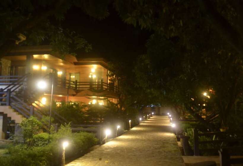 酒店 Tuskar’s Resort