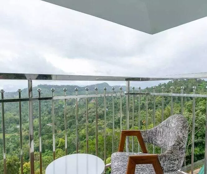 ホテル Wolkenburg Resort And Spa