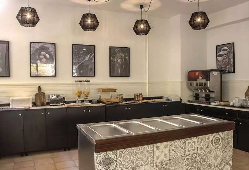 Majestic Hotel   Adults Only